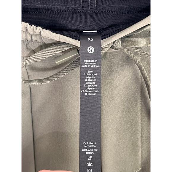 Lululemon License to Train Pull On Drawstring Jogger Pants Olive Men's Size XS - Picture 9 of 10